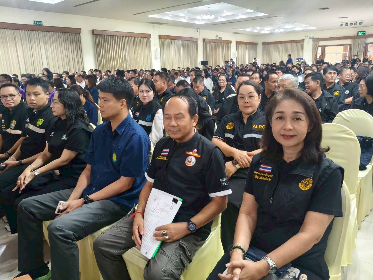 title - ส.ป.ก.ร่วมติดตามรัฐมนตรีช่วยว่าการกระทรวงเกษตรและสหกรณ์ (นางสาวปิยะรัฐชย์ ติยะไพรัช) ลงพื้นที่การตรวจราชการในจังหวัดเชียงราย